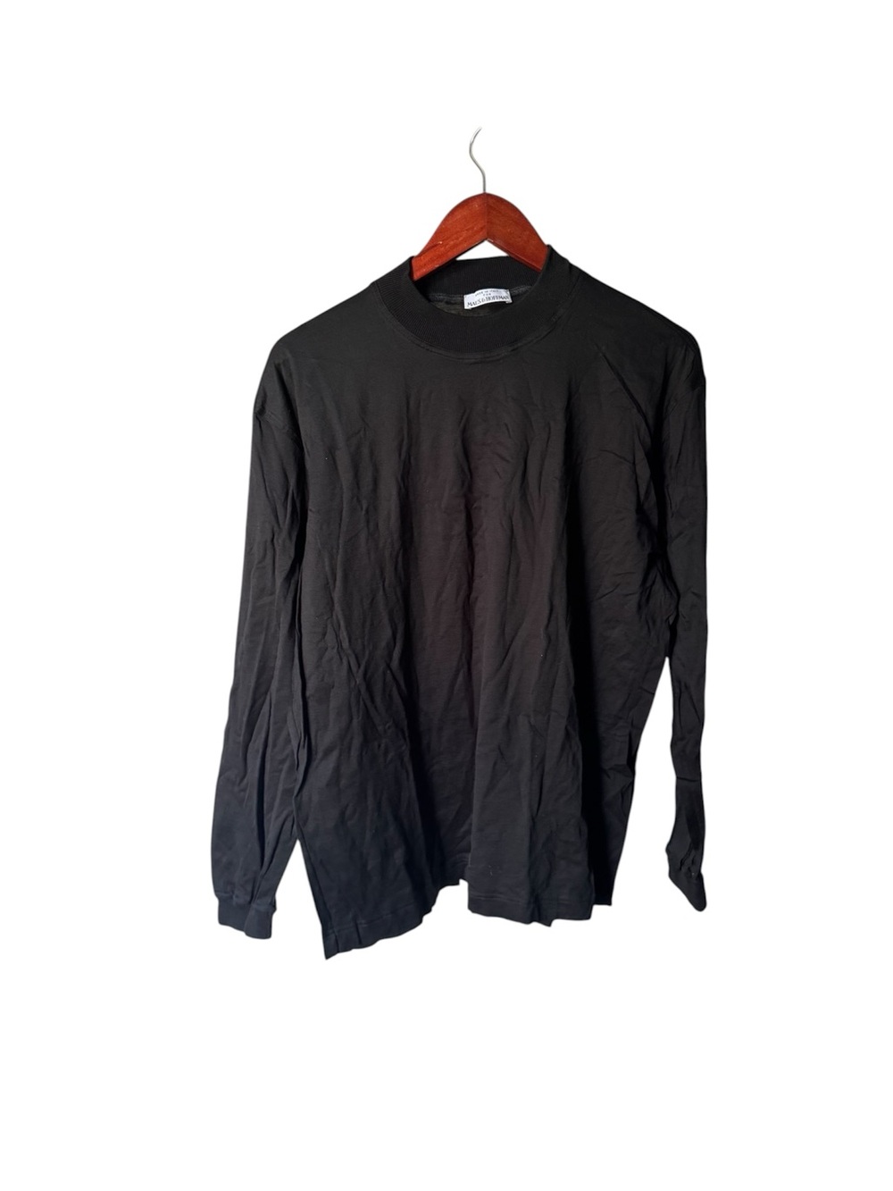 Maus & Hoffman men’s Classic Black Long-Sleeve Crewneck Shirt